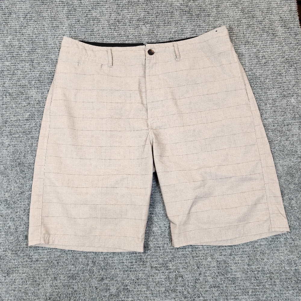 Division Shorts Mens Sz 36 Stretch Quick Dry Brown Khaki